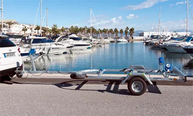 Remolque Alborán 500 5 Mtr. Rodillos Serie Deportivos - Remolques Para Embarcaciones