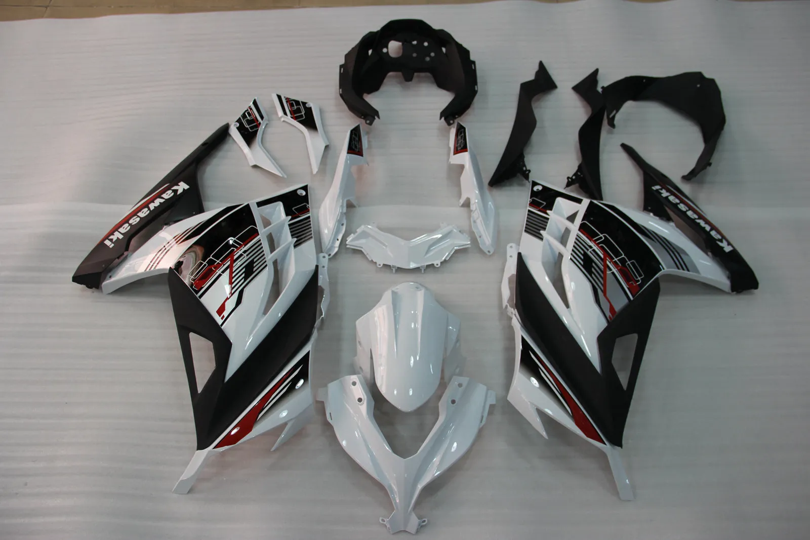 Carenados Amotopart 2013-2017 Plásticos Kawasaki Ninja 300R EX300R Blanco Art Ninja Genérico