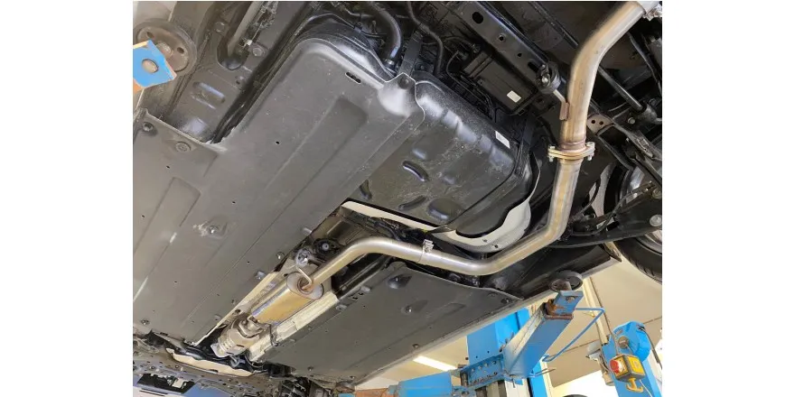 Hyundai i30 PDE para vehículos con Silenciador delantero FOX OPF