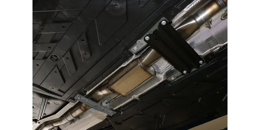 Mercedes CLA 250 4matic - 118 Silenciador delantero FOX